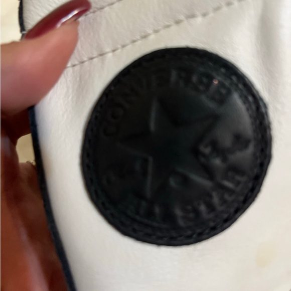 Converse - Picture 5 of 5